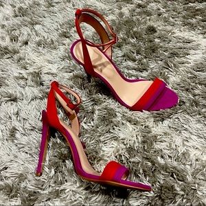 Ultra Chic Heeled Sandal 😍